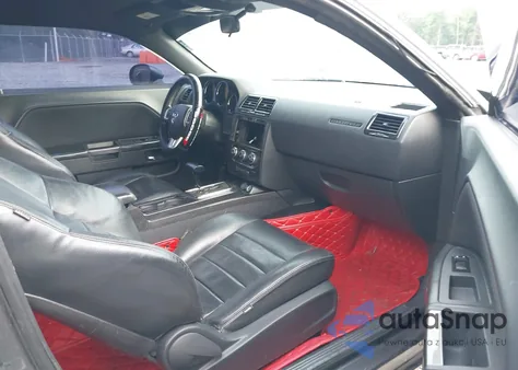 2013 Dodge Challenger Sxt z USA, uszkodzony, nr VIN 2C3CDYAG0DH645605